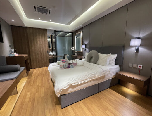 Luna Confinement Centre